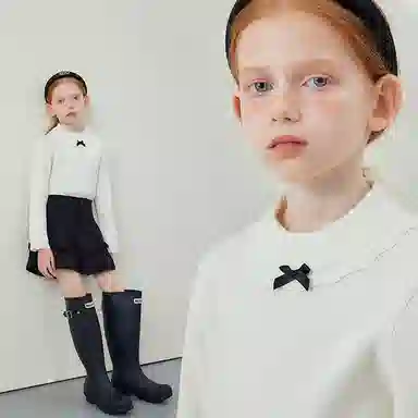 青蛙王子 简约舒适柔软轻盈毛衣 儿童款