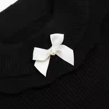 青蛙王子 简约舒适柔软轻盈毛衣 儿童款