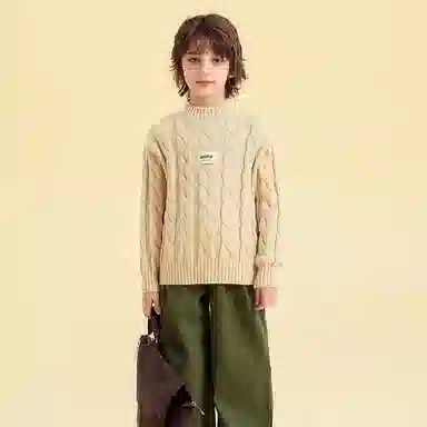 青蛙王子 时尚洋气落肩字母印花长袖毛衣 中小童