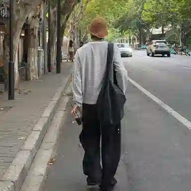 MOOTONAL MANUSCRIPTclean fitT