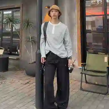 MOOTONAL MANUSCRIPTclean fitT