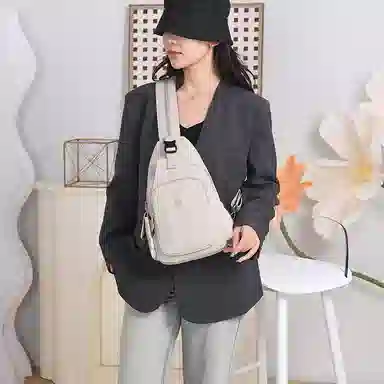 捷朗仕 多用旅行时尚百搭旅行通勤小背包潮流 尼龙布 双肩胸包 中号 女款 多色