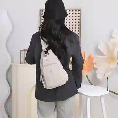 捷朗仕 多用旅行时尚百搭旅行通勤小背包潮流 尼龙布 双肩胸包 中号 女款 多色