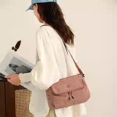 捷朗仕 防泼水多层多口袋设计感时尚休闲通勤 尼龙 斜挎包 男女同款情侣款 多色