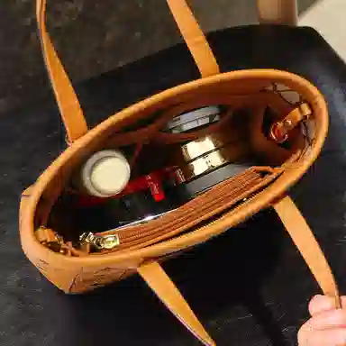 MCM Toni Tote