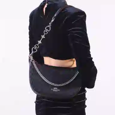 COACHAria Shoulder Bag26