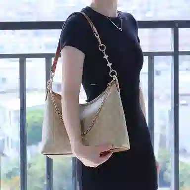 COACHLaurel