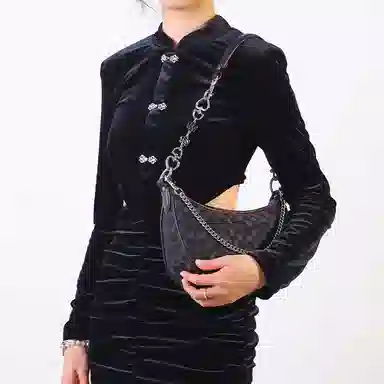 COACHAria Shoulder Bag26
