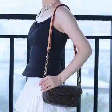 LV ivy woc