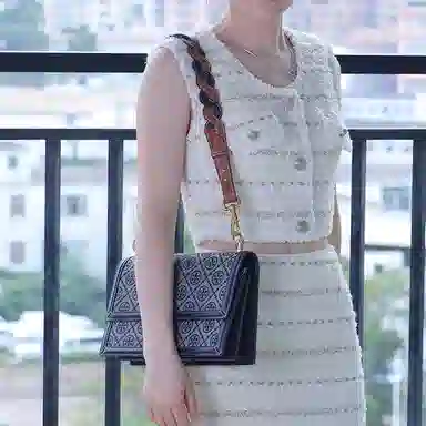 TORY BURCH