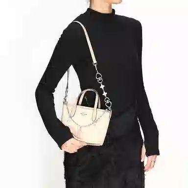 City 15Tote
