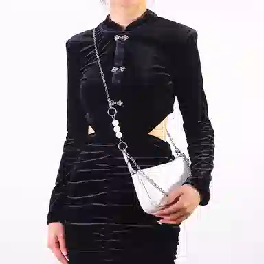COACH Nolita19