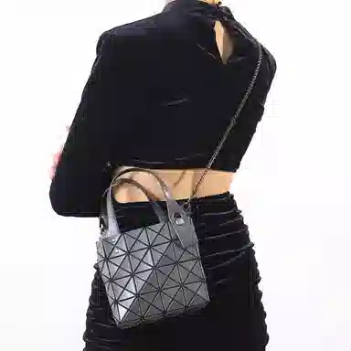 Lucent BoxyCaratMini