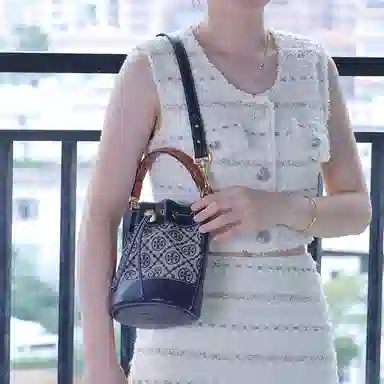 TORY BURCH 60cm 1.8cm
