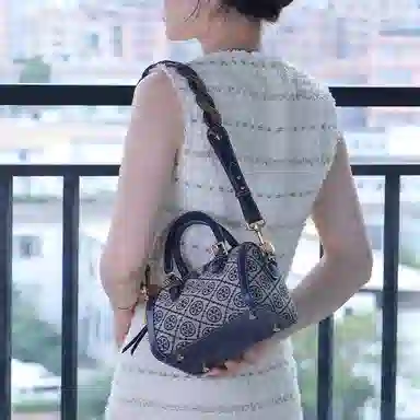 TORY BURCH