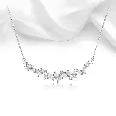 925