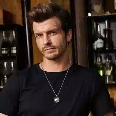 IDEAGEMER Yin Yang Dragon Necklace