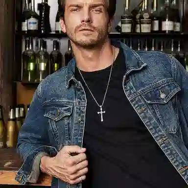 IDEAGEMER Cross Pendant Necklace