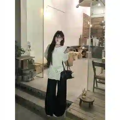 SNZX chic T