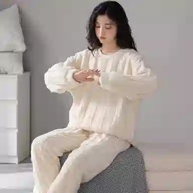 欧迪芬 家居服长袖圆领防寒保暖长裤睡衣套装 女款