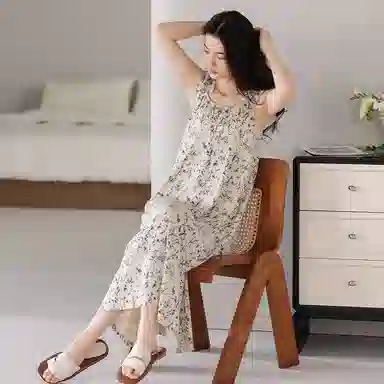 欧迪芬 莫代尔带胸垫无感防凸点无袖圆领吊带轻薄透气敏感肌可安心睡裙 女款