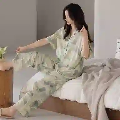 欧迪芬 柔软亲肤小清新五分袖长裤小翻领睡衣套装 女款