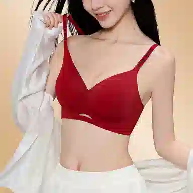 欧迪芬 简约聚拢上托本命年无痕防下垂收副乳内衣裤套装 女款 礼盒装