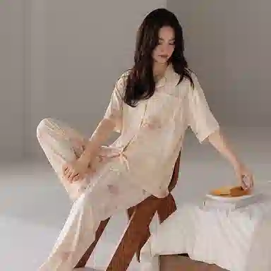 欧迪芬 柔软亲肤小清新五分袖长裤小翻领睡衣套装 女款