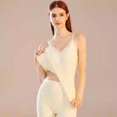 欧迪芬 背心无痕塑性显瘦带胸垫秋衣蓄热锁温保暖套装 女款