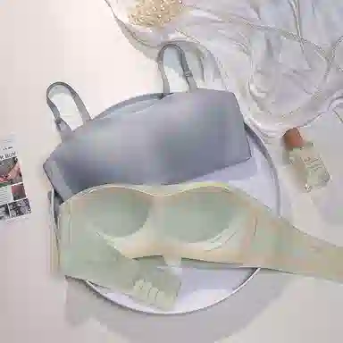 欧迪芬 小胸聚拢显大防下垂收副乳无痕透气舒适文胸 女款