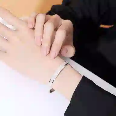 谧月珠宝 小众设计感高级感爱如初见 闪耀银河简约大气满天星显白冷淡 合金 手镯 女款