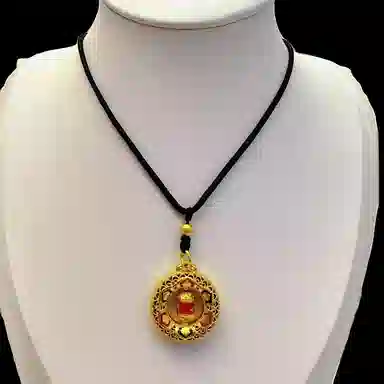 谧月珠宝 六字箴言 新中式国潮久不褪色 小众创意设计 转金筒可转动   日常通勤百搭 合金 吊坠 男女同款情侣款