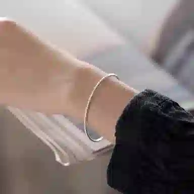 谧月珠宝 新中式国潮风古风清冷感小众设计古法传承锤纹镯子个性时尚极简主义显年轻复古素圈温婉温柔 合金 手镯 女款