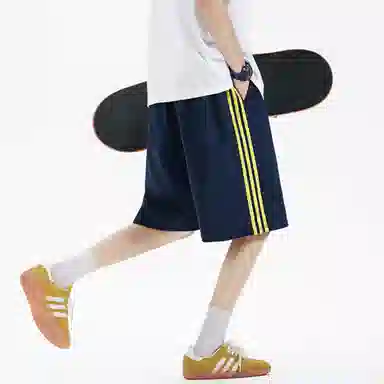 徐太浪 美式复古三条杠时尚百搭抽绳运动设计感高腰显瘦休闲短裤 男女同款