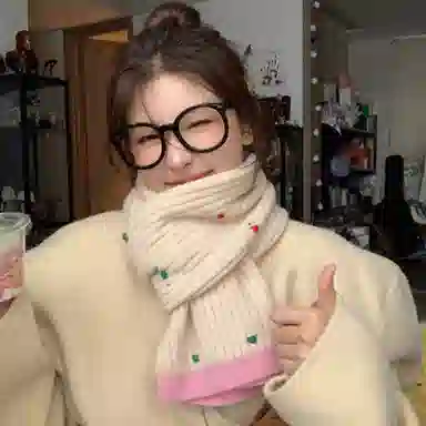 纳兰杜 韩式氛围高级感时尚百搭保暖加厚礼盒装学生穿搭 聚酯纤维 绒线围巾 女款 米色