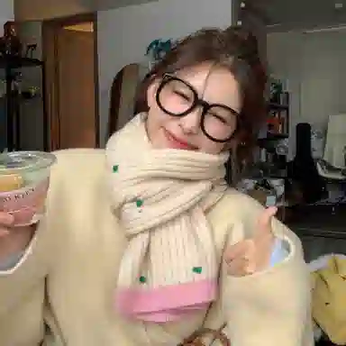 纳兰杜 韩式氛围高级感时尚百搭保暖加厚礼盒装学生穿搭 聚酯纤维 绒线围巾 女款 米色