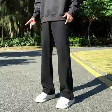 八哥 美式高街暗夜弯刀极简通勤经典款宽松直筒做旧百搭复古纯色堆积感轻水洗牛仔裤 男女同款