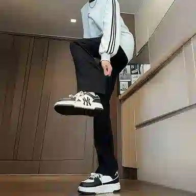 八哥 美式高街简约基础款水洗做旧宽松直筒高腰系带休闲百搭弹力垂感日常通勤牛仔裤 男女同款