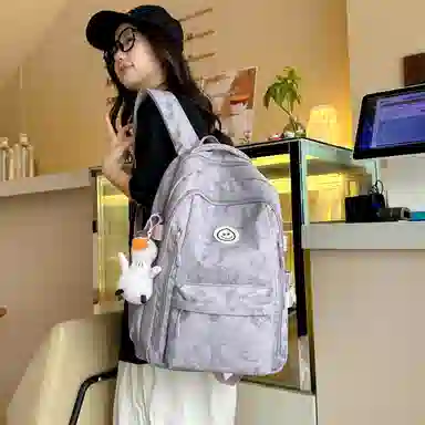 米囹 潮萌印花美感 学生向往质地亲肤耐磨 百搭户外男女同款 轻盈 双肩包 常规 乳白色/灰色/黑色/紫色/绿色