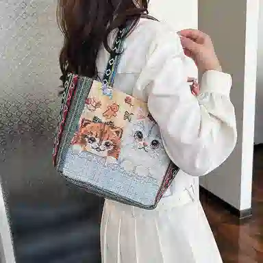 米囹 动物元素精致有型 气质通勤 质地亲肤面料耐用 女款 轻盈 拎包 小号 青少年 图一/图三/图二