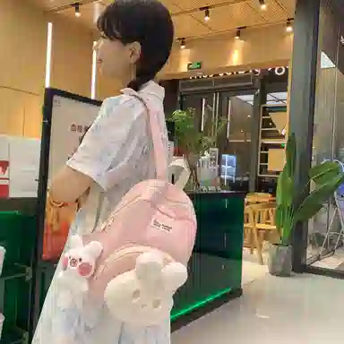 米囹 潮萌毛绒兔子装饰 夸张有型可爱百搭 男女同款 轻盈 双肩包 常规 黑色/桔红色/紫色/绿色/粉色
