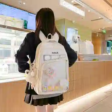 米囹 潮可爱毛绒玩具装饰精致范 大容量初中高中男女同款 轻盈 双肩包 常规 白色/黑色/卡其色/蓝色/粉色