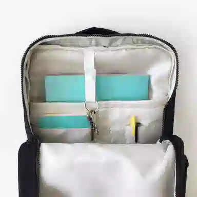 云朵工厂 休闲简约时尚百搭小众设计质感 涤纶 双肩包 中号 男女同款情侣款