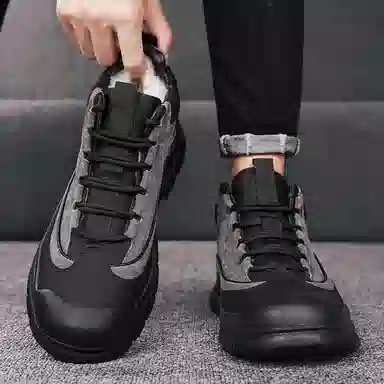 公牛魅力 耐磨保暖 加绒户外运动 雪地靴 男款