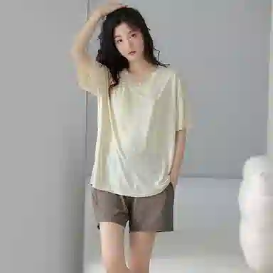 贴身领域 圆领自带胸垫可外穿休闲短袖松紧腰三分短裤家居服夏季睡衣套装 女款