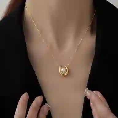 CHUVORA U