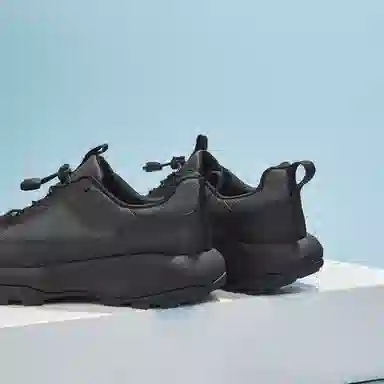 MILLIE'S Outdoor Low Casual Shoes