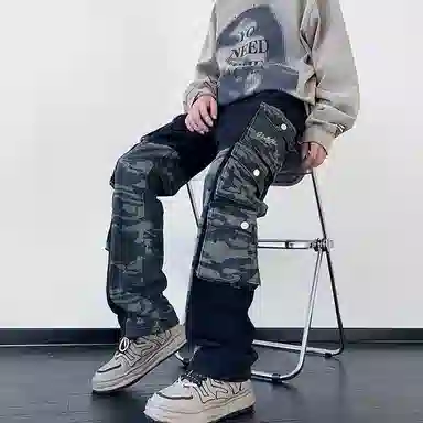 NEAR HERE Logohiphop