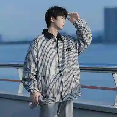 NEAR HERE ins