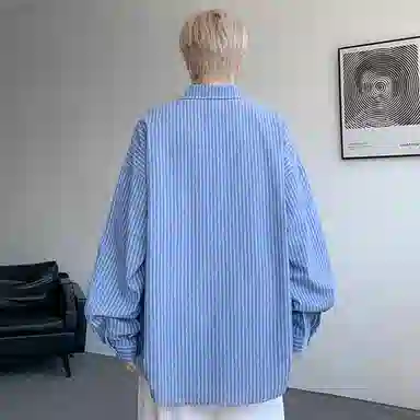NEAR HERE ins